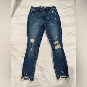 Abercrombie and Fitch Skinny High Rise in Curve Love line- Size 25 or 0